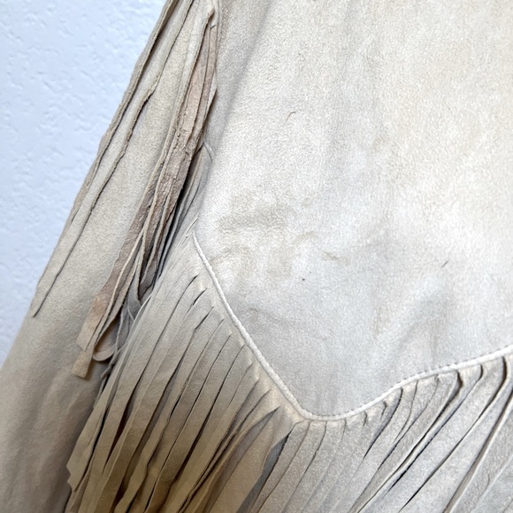 Saks Fifth Ave 100% suede top with fringe- vintage buttery soft amazing luxury - Picture 3 of 17